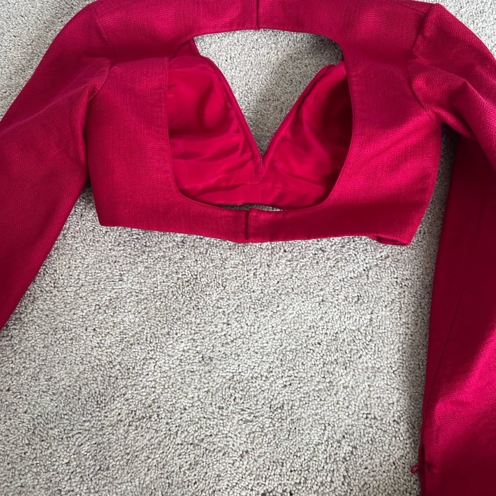 Sabyasachi floral lehenga - Picture 11 of 13